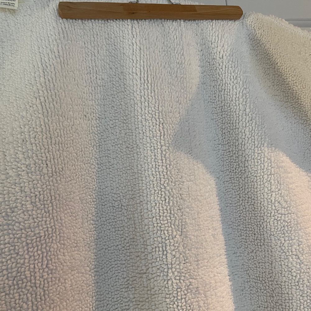 Pottery Barn Bath Mat - Picture 14 of 16